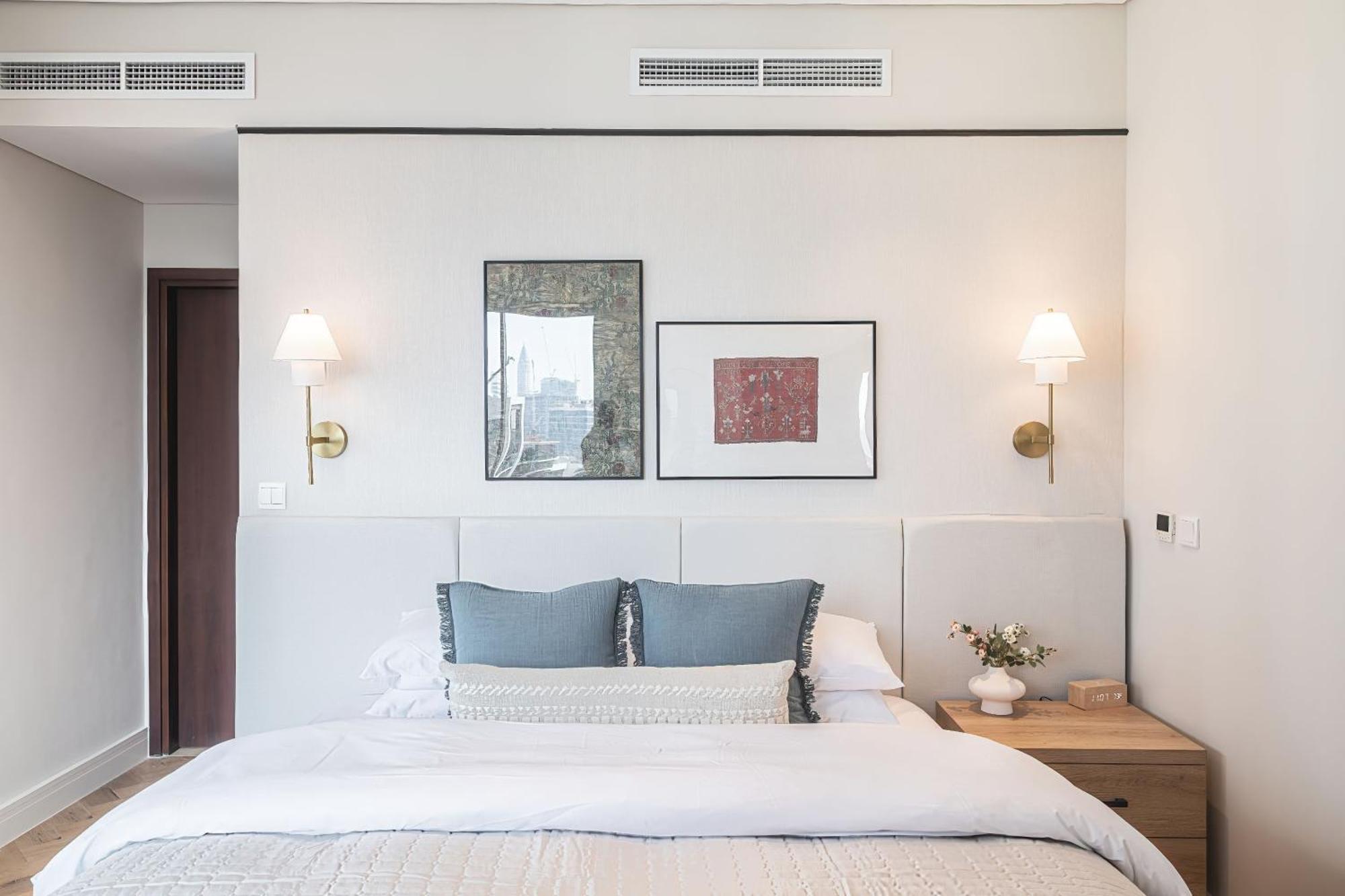 The Boulevard Luxury Near Burj Khalifa Apartment Dubai