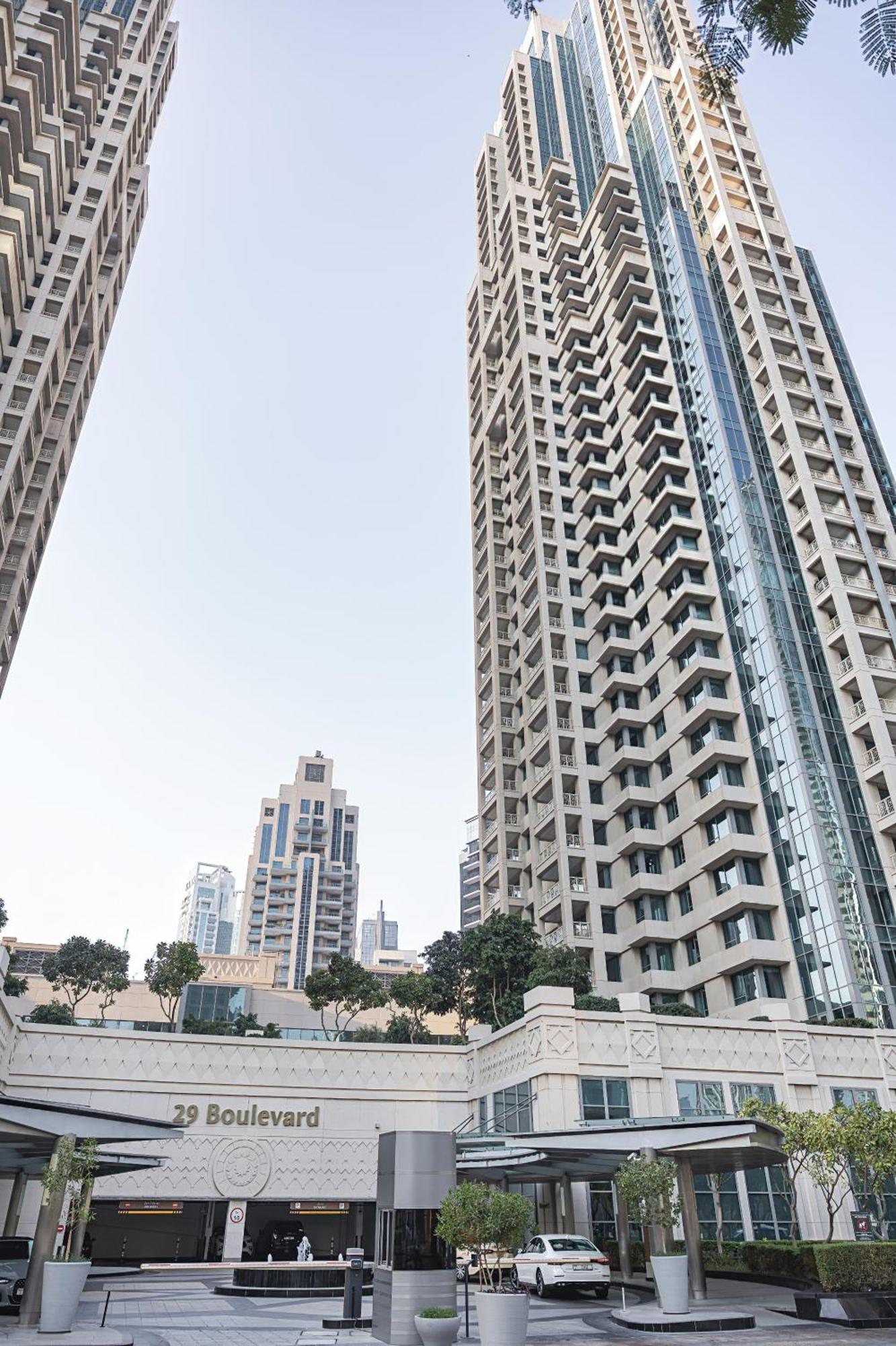 The Boulevard Luxury Near Burj Khalifa *